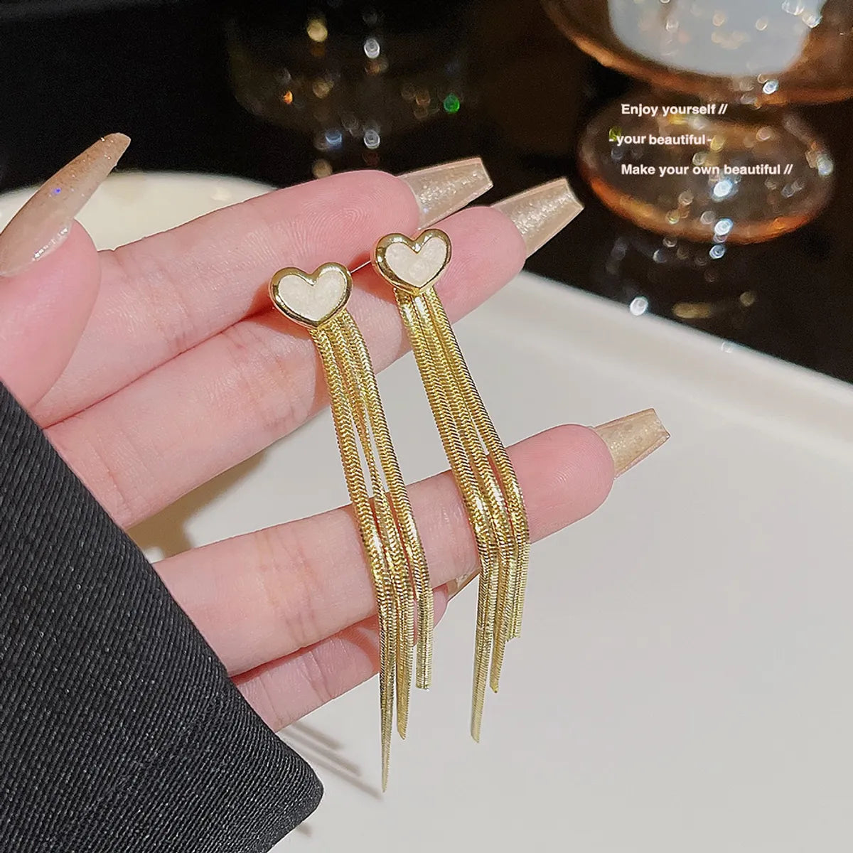 1 Pair Elegant Sweet Classic Style Tassel Heart Shape Copper Drop Earrings