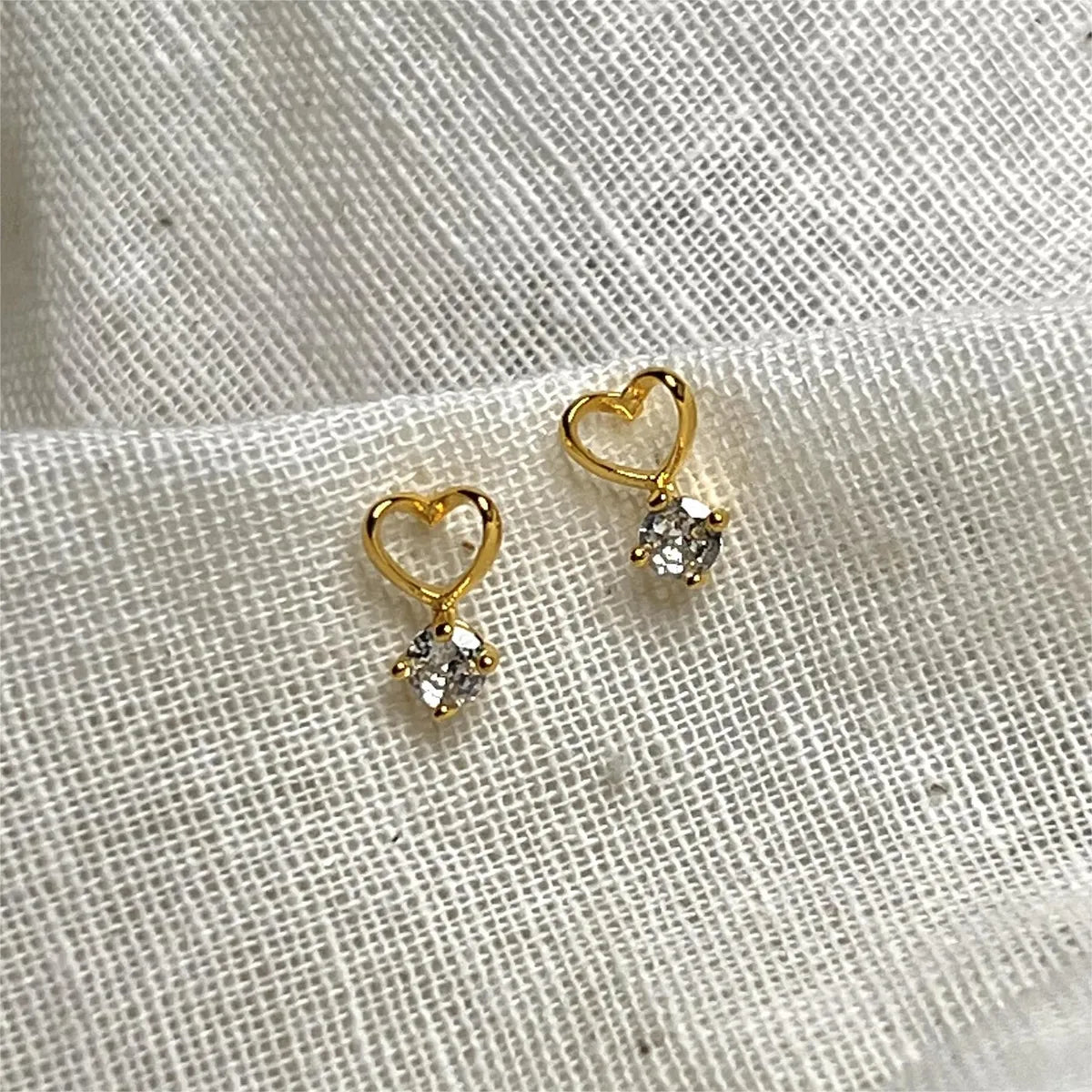 1 Pair Elegant Sweet Heart Shape Plating Inlay Sterling Silver Zircon Ear Studs