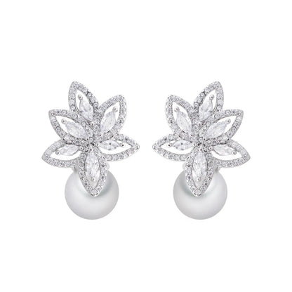 1 Pair Elegant Sweet Leaves Plating Inlay Copper Artificial Pearls Artificial Diamond Rhodium Plated Silver Plated Drop Earrings