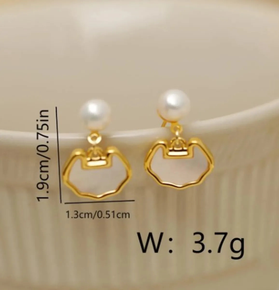 1 Pair Elegant Sweet Lock Inlay Copper Pearl Shell 18K Gold Plated Drop Earrings