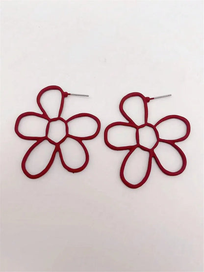 1 Pair Elegant Sweet Pastoral Flower Stoving Varnish Hollow Out Titanium Steel Iron Gold Plated Ear Studs