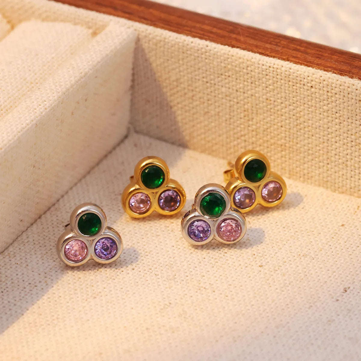 1 Pair Elegant Sweet Round Stitching Plating Inlay Stainless Steel Zircon White Gold Plated Gold Plated Ear Studs