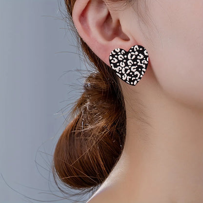 1 Pair Elegant Sweet Simple Style Heart Shape Leopard Arylic Ear Studs