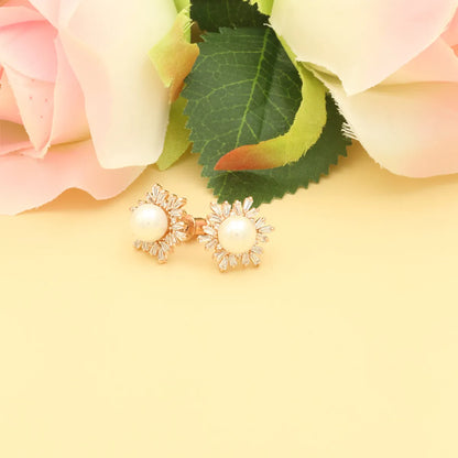 1 Pair Elegant Sweet Snowflake Plating Inlay Copper Artificial Pearls Zircon Rose Gold Plated Ear Studs