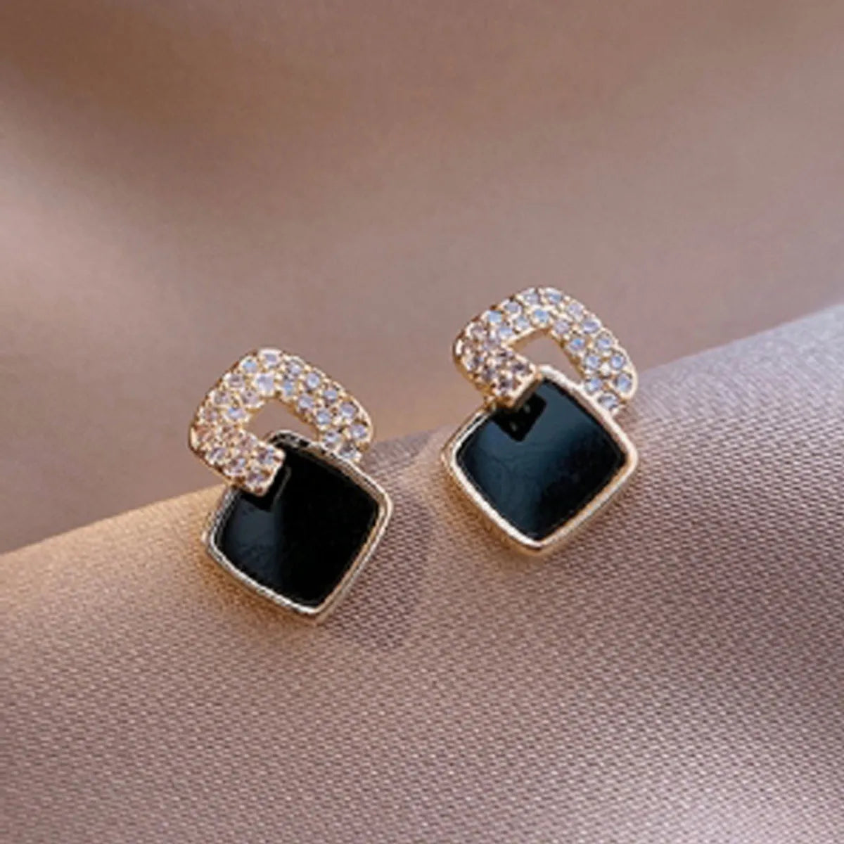 1 Pair Elegant Sweet Square Heart Shape Bow Knot Inlay Imitation Pearl Alloy Rhinestones Earrings