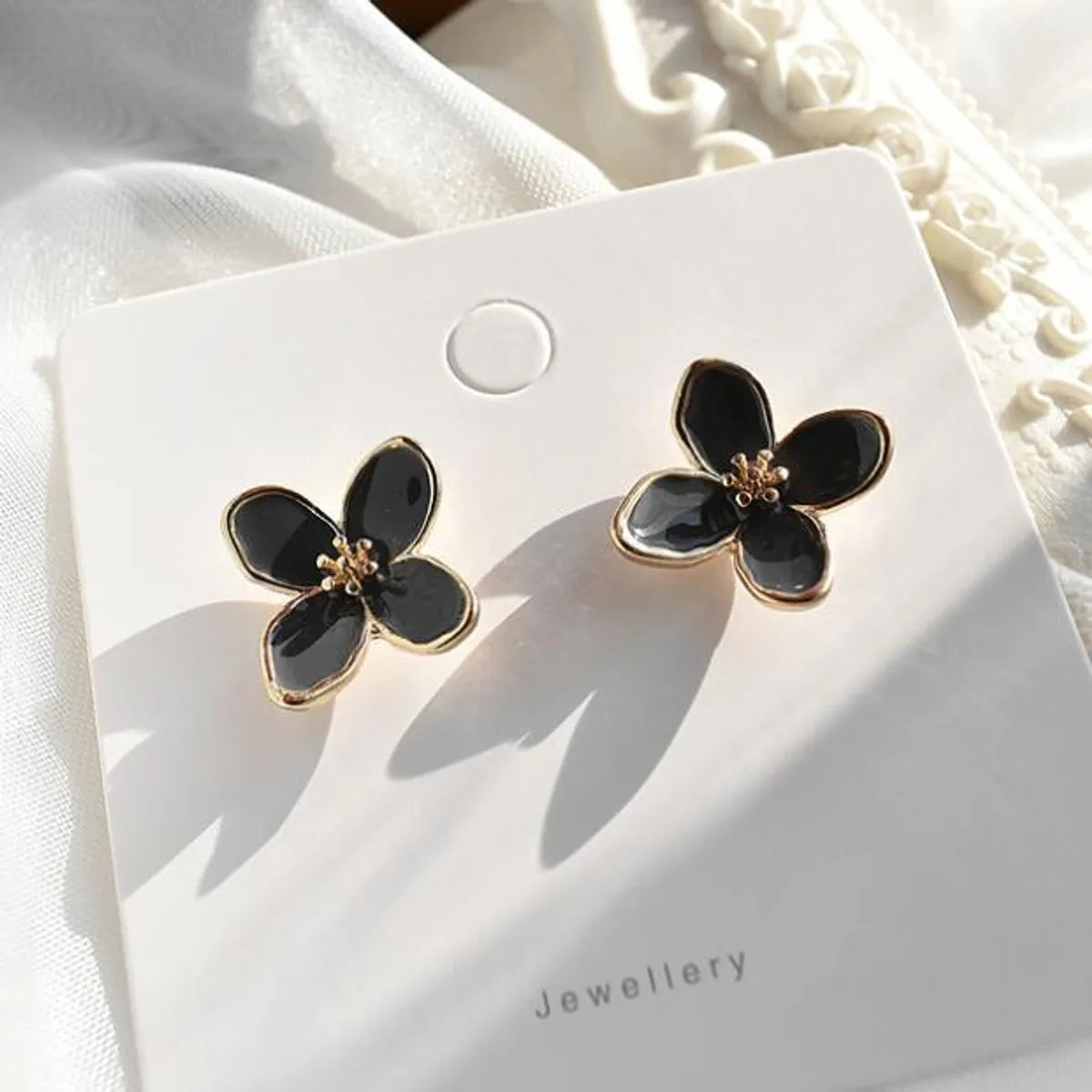 1 Pair Elegant Sweet Square Heart Shape Bow Knot Inlay Imitation Pearl Alloy Rhinestones Earrings