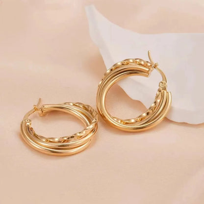 1 Pair Elegant Twist Plating Titanium Steel Hoop Earrings