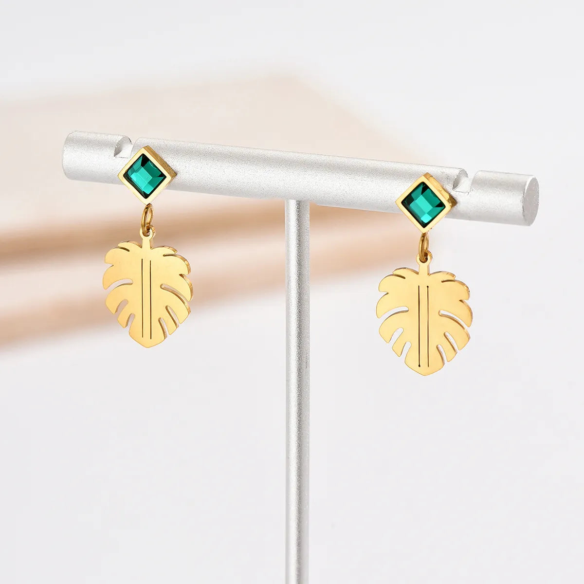 1 Pair Elegant Vacation Leaves Stainless Steel Polishing Plating Inlay Zircon 14k Gold Plated Drop Earrings