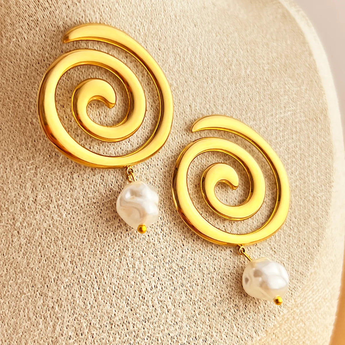 1 Pair Elegant Vacation Spiral Polishing 304 Stainless Steel 18K Gold Plated Drop Earrings