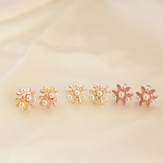 1 Pair Elegant Vintage Style Flower Imitation Pearl Artificial Pearls Ear Studs