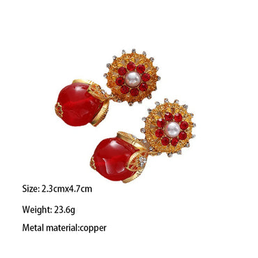 1 Pair Elegant Vintage Style Flower Inlay Copper Artificial Pearls Zircon 18K Gold Plated Drop Earrings