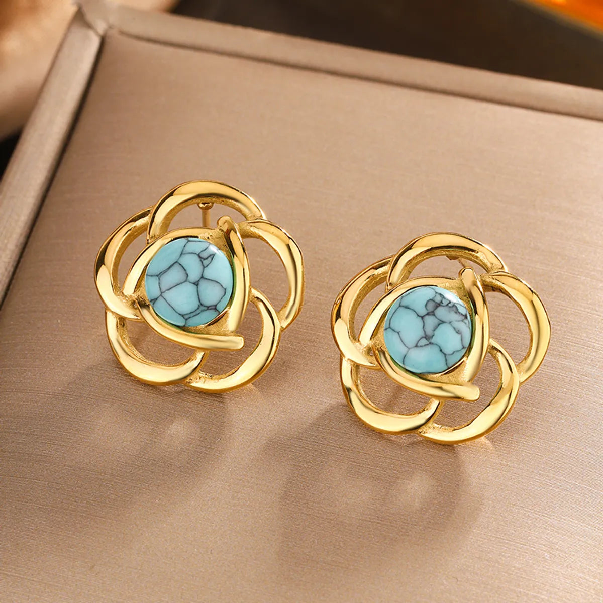 1 Pair Elegant Vintage Style Flower Plating Hollow Out Inlay 304 Stainless Steel Turquoise Opal Turquoise Opal Pearl 18K Gold Plated Ear Studs