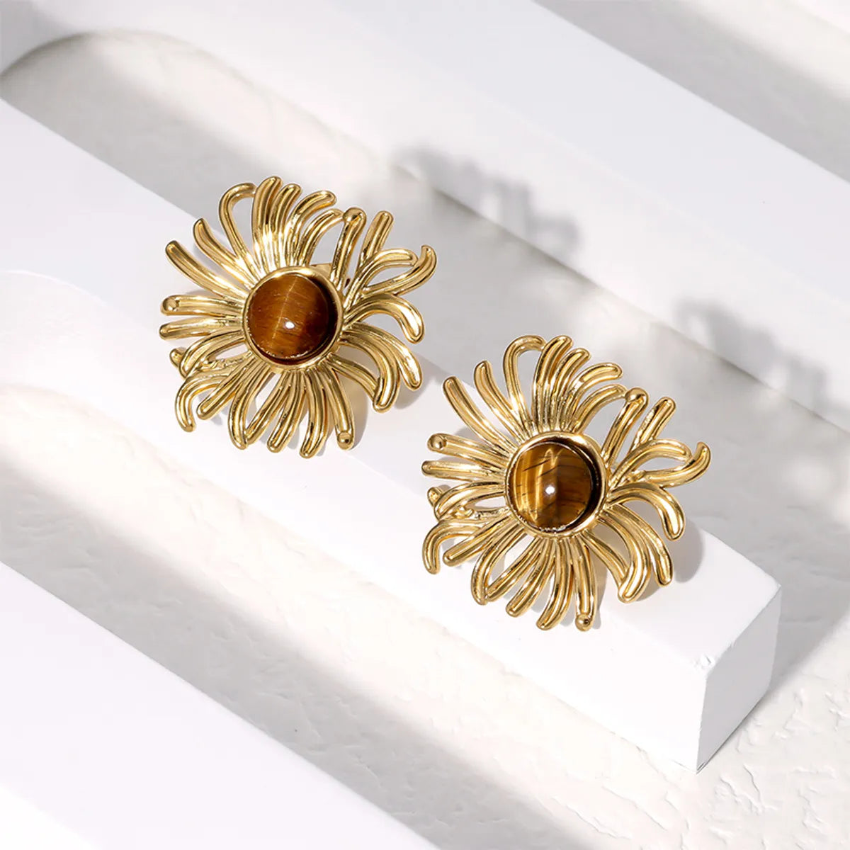 1 Pair Elegant Vintage Style French Style Flower Inlay 304 Stainless Steel Turquoise 18K Gold Plated Ear Studs