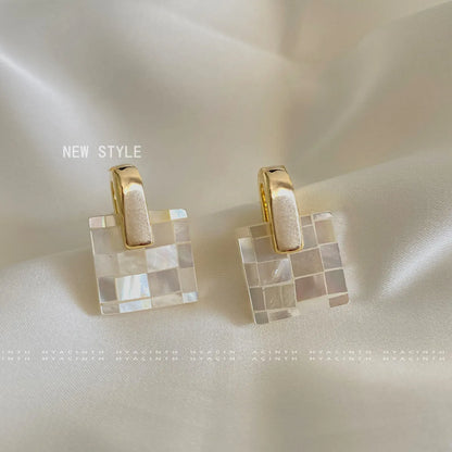 1 Pair Elegant Vintage Style Square Copper 18K Gold Plated Drop Earrings