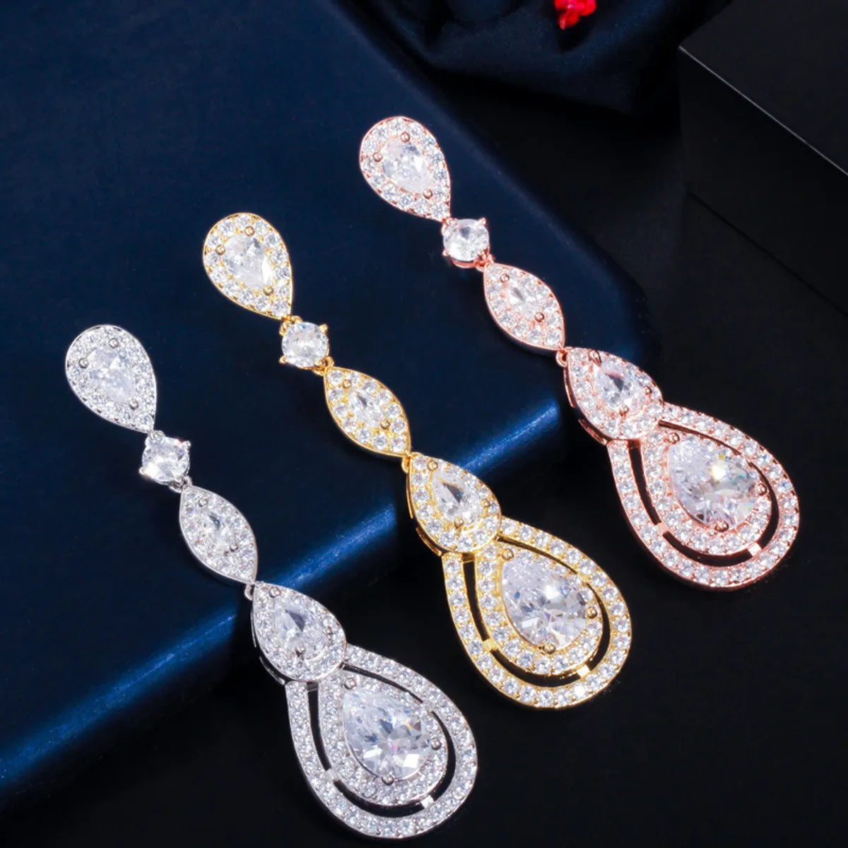 1 Pair Elegant Water Droplets Plating Inlay Copper Zircon White Gold Plated Rhodium Plated Drop Earrings