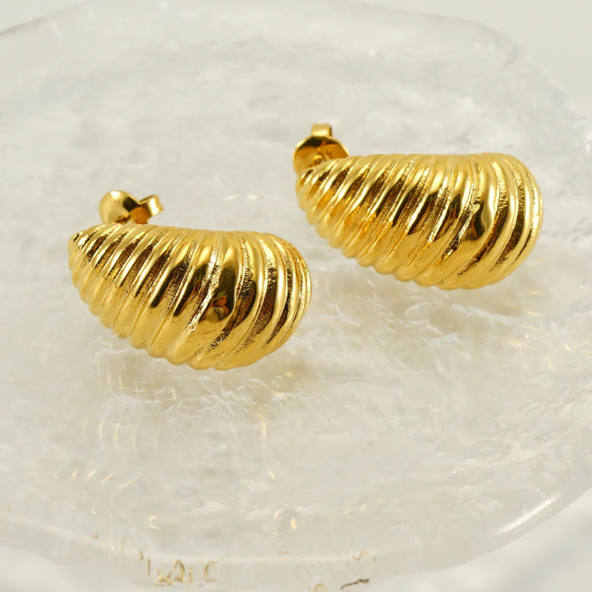 1 Pair Elegant Water Droplets Polishing Plating Stainless Steel 18k Gold Plated Ear Studs