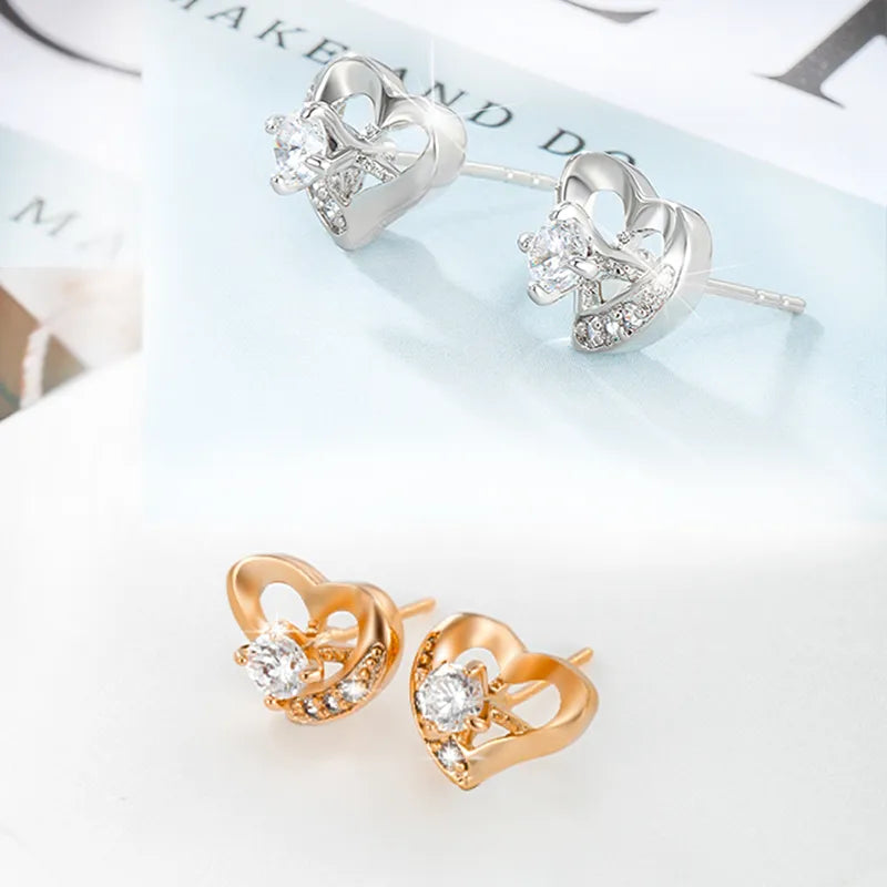 1 Pair Elegant Xuping Simple Style Heart Shape Plating Inlay Copper Alloy Artificial Diamond 18k Gold Plated White Gold Plated Ear Studs