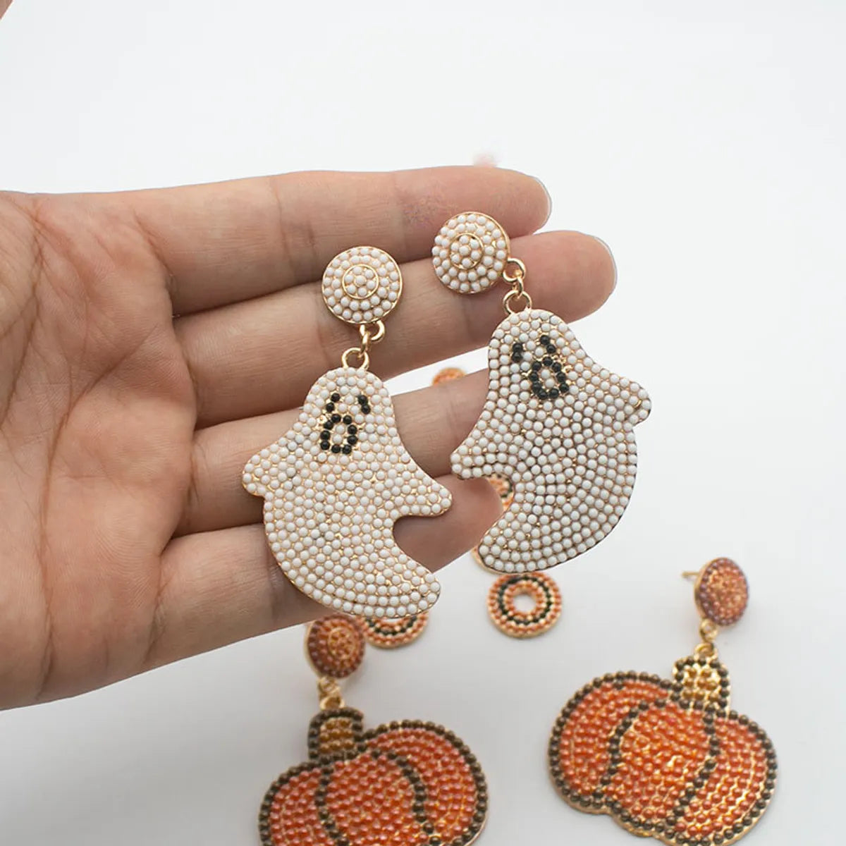 1 Pair Ethnic Style Bohemian Pumpkin Letter Asymmetrical Irregular Alloy Seed Bead Drop Earrings