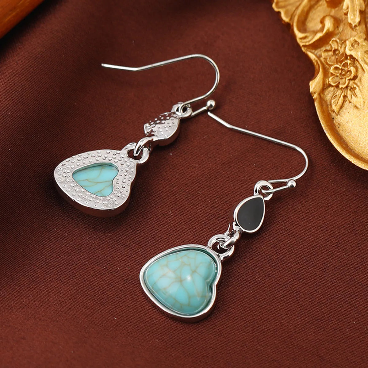 1 Pair Ethnic Style Bohemian Water Droplets Heart Shape Inlay Zinc Alloy Turquoise Drop Earrings