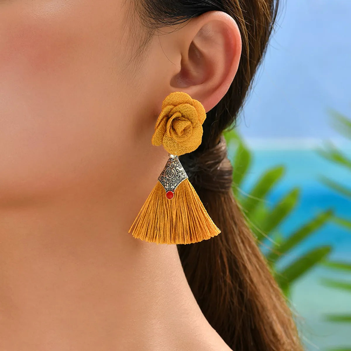 1 Pair Ethnic Style Flower Mixed Materials Drop Earrings