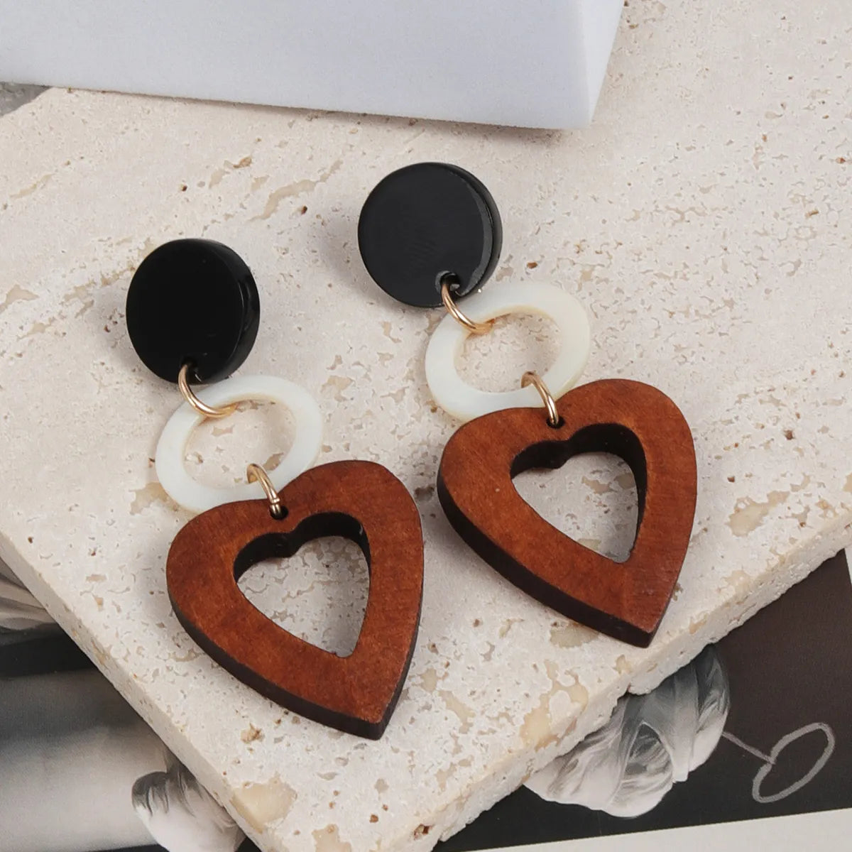 1 Pair Ethnic Style Heart Shape Plating Inlay Wood Shell Shell 18k Gold Plated Drop Earrings