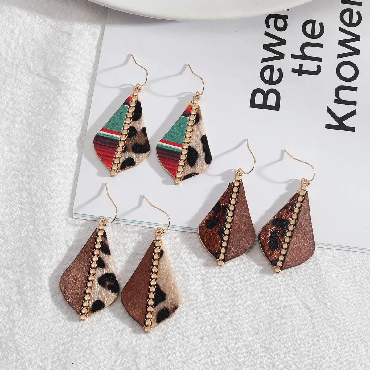 1 Pair Ethnic Style Leopard Pu Leather Wood Metal Patchwork Women'S Drop Earrings