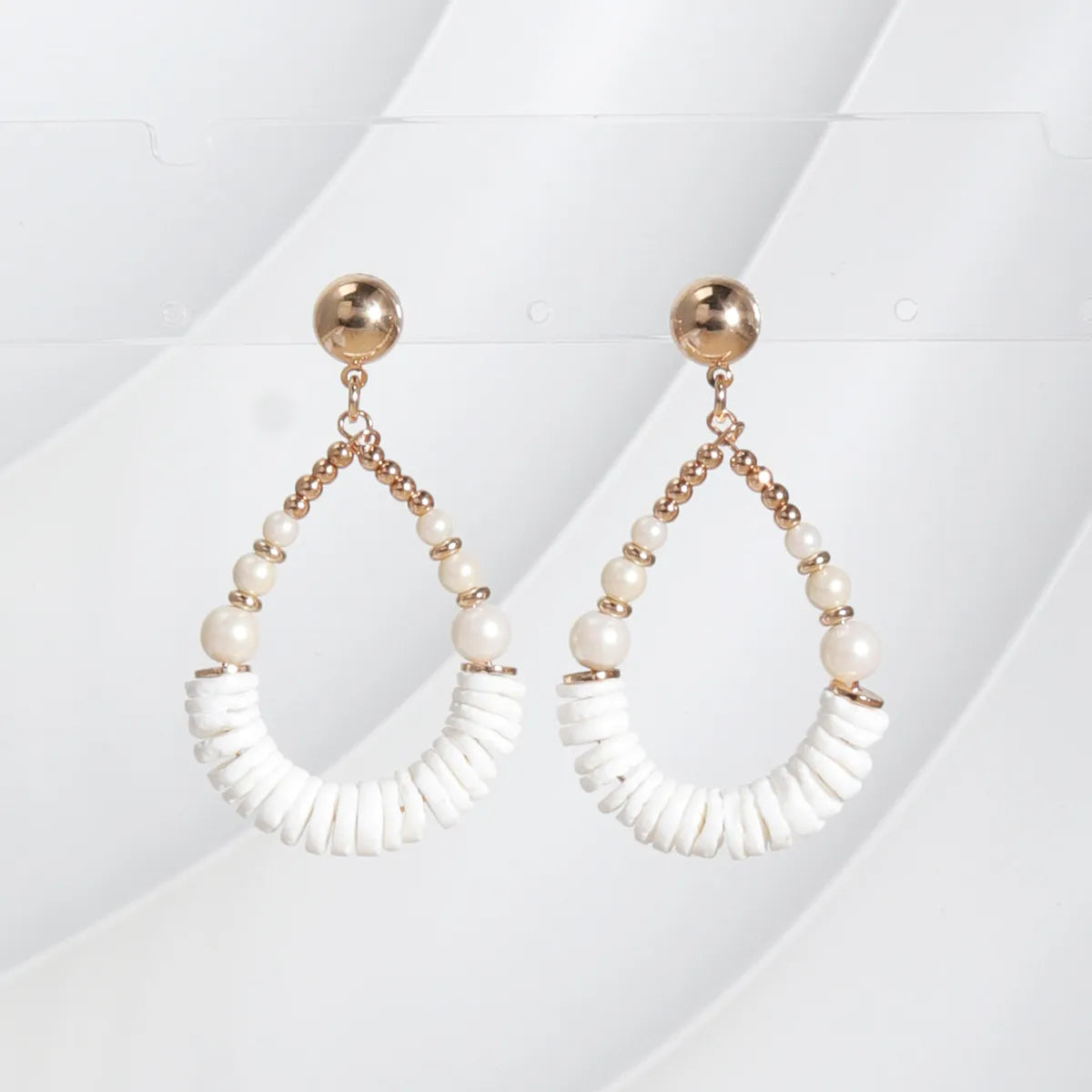 1 Pair Ethnic Style Streetwear Water Droplets Plating Beaded Synthetic Resin Shell 18k Gold Plated Drop Earrings