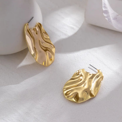 1 Pair Exaggerated Classic Style Irregular Pleated Alloy Ear Studs