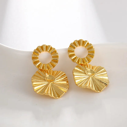 1 Pair Exaggerated French Style Geometric Solid Color Plating Copper 18k Gold Plated White Gold Plated Drop Earrings