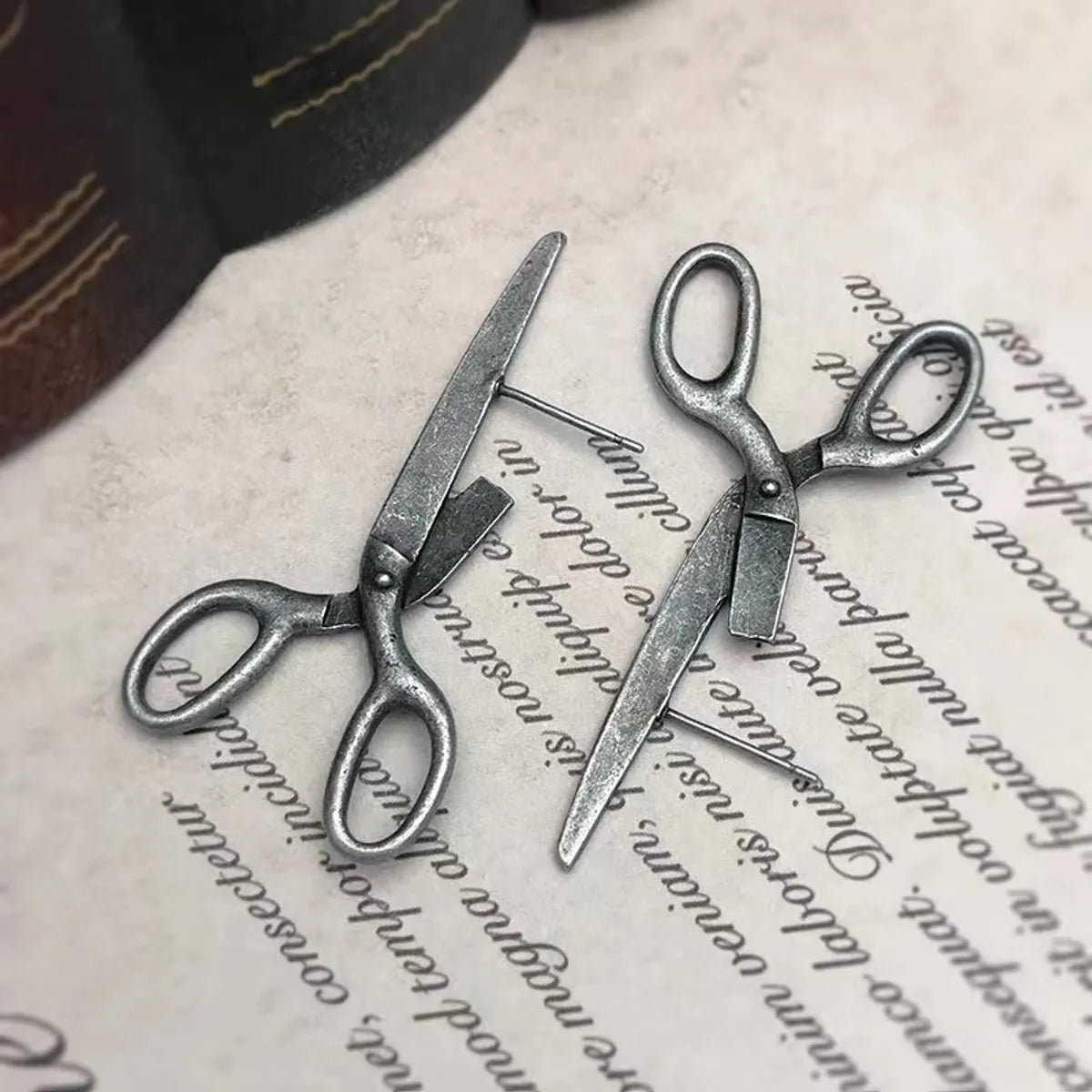 1 Pair Exaggerated Funny Scissors Plating Alloy Drop Earrings