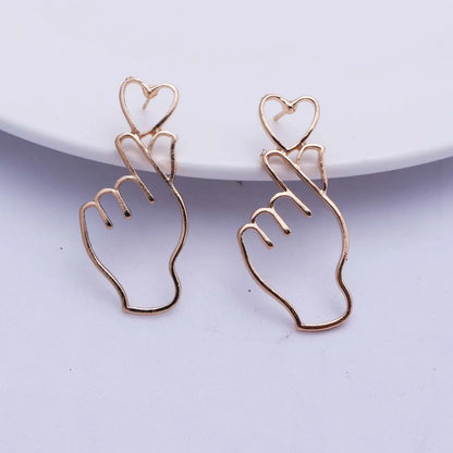 1 Pair Exaggerated Gesture Heart Shape Alloy Plating Women's Drop Earrings