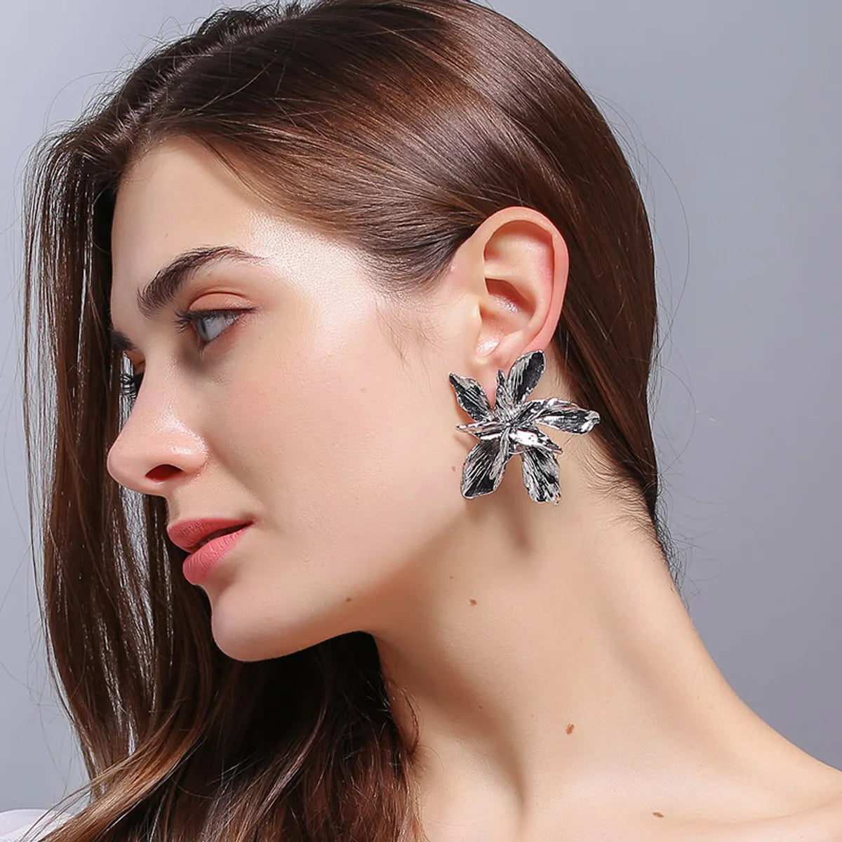 1 Pair Exaggerated Lady Roman Style Flower Plating Alloy Ear Studs