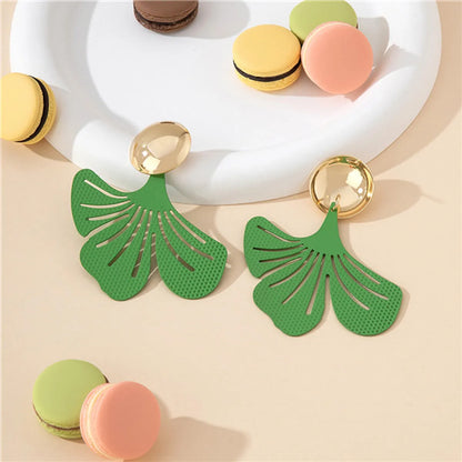 1 Pair Exaggerated Pastoral Leaves Hollow Out Iron Drop Earrings