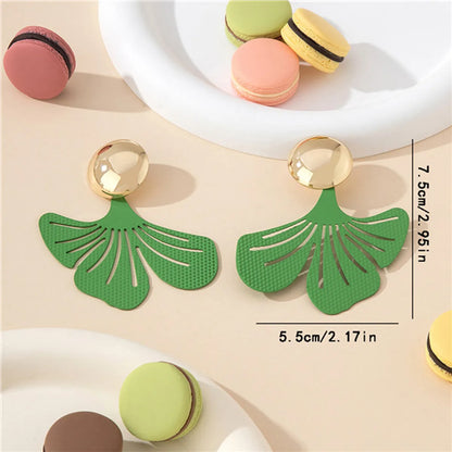 1 Pair Exaggerated Pastoral Leaves Hollow Out Iron Drop Earrings