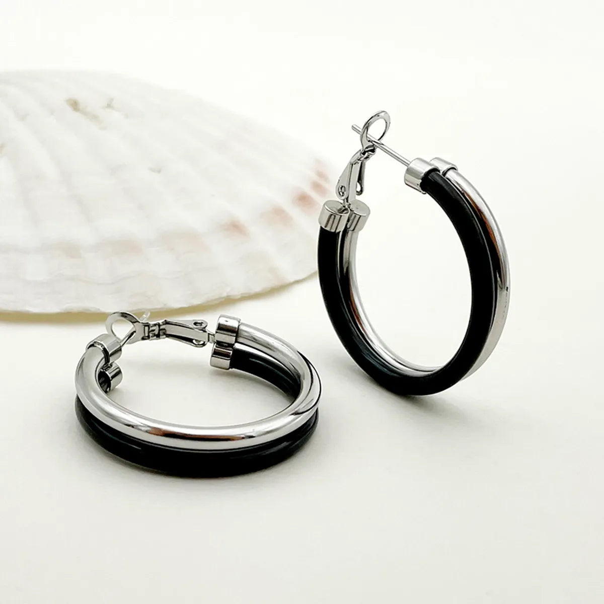 1 Pair Exaggerated Punk Commute Circle Color Block Layered Plating Stainless Steel Gold Plated Hoop Earrings