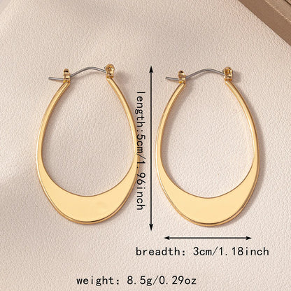 1 Pair Exaggerated Simple Style Commute Solid Color Hollow Out Alloy Earrings