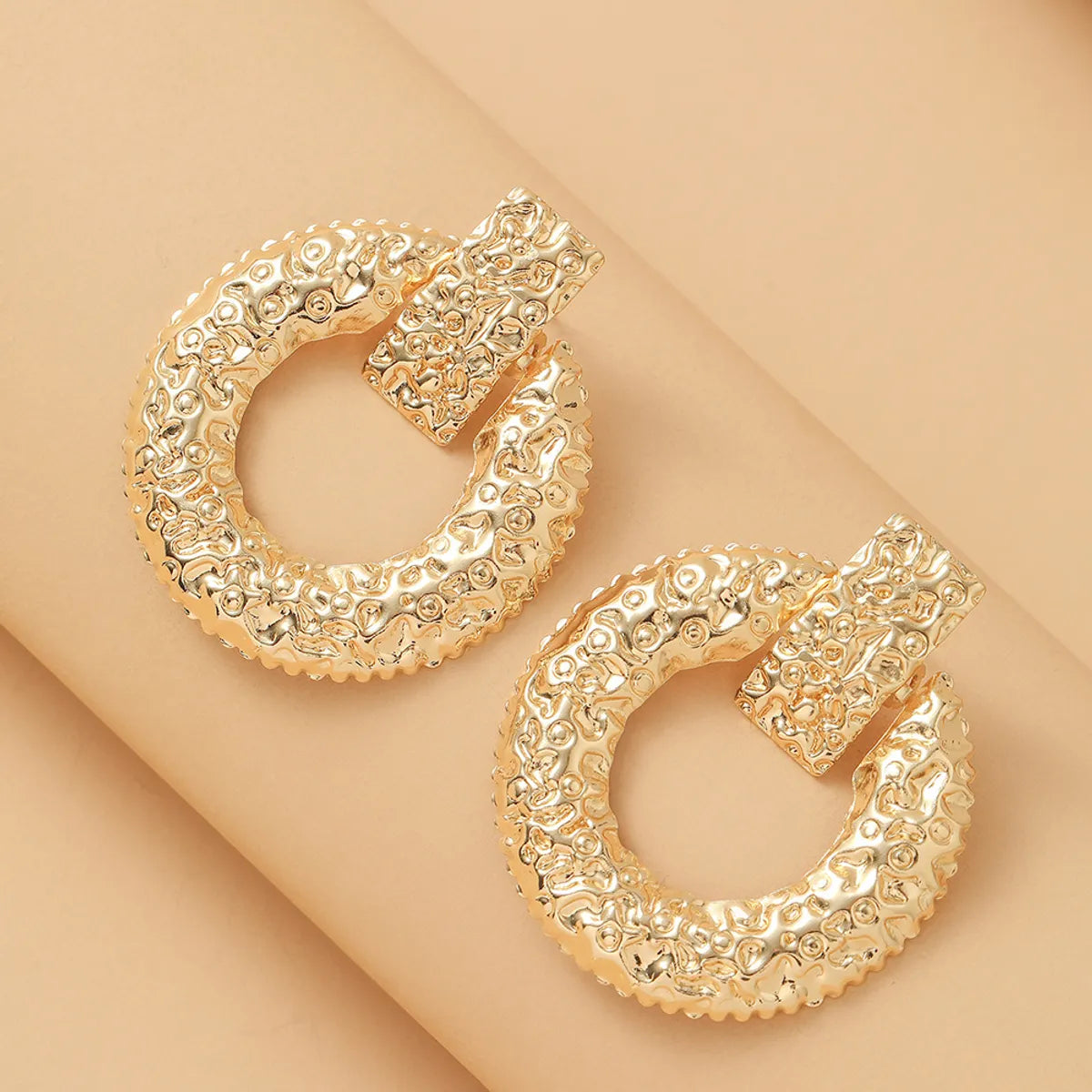 1 Pair Exaggerated Simple Style Geometric Round Plating Alloy Gold Plated Drop Earrings