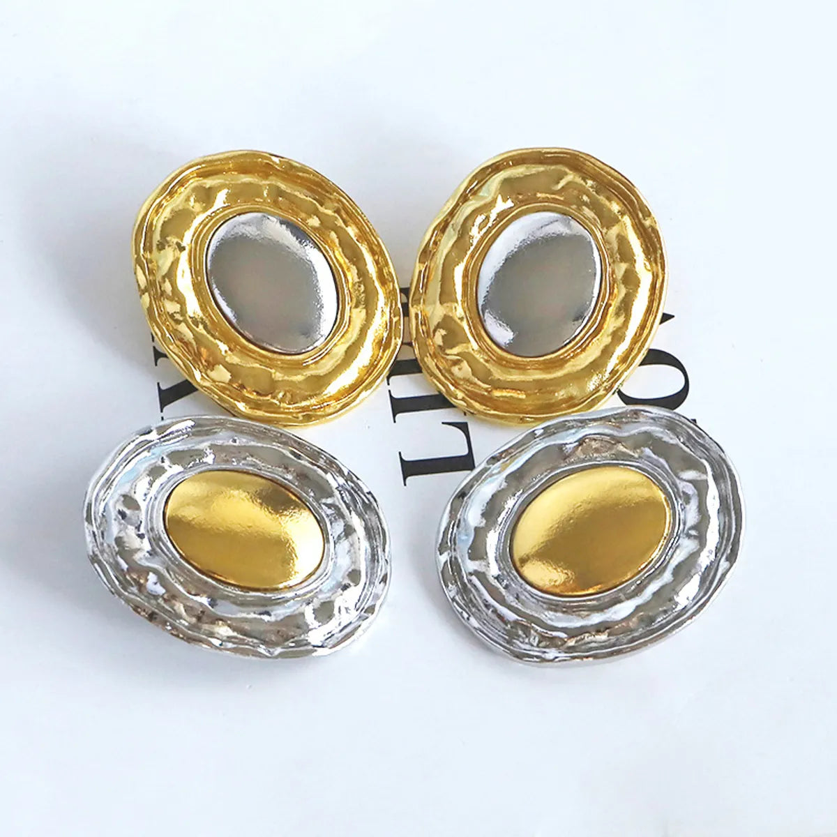 1 Pair Exaggerated Simple Style Oval Plating Alloy Ear Studs