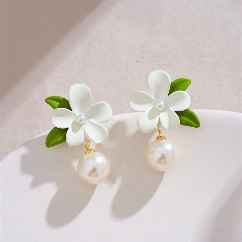 1 Pair Fairy Style Sweet C Shape Heart Shape Flower Imitation Pearl Alloy Earrings