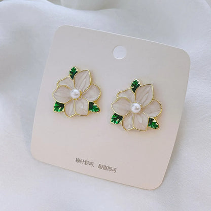 1 Pair Fairy Style Sweet Leaf Flower Spray Paint Inlay Imitation Pearl Alloy Opal Zircon Earrings