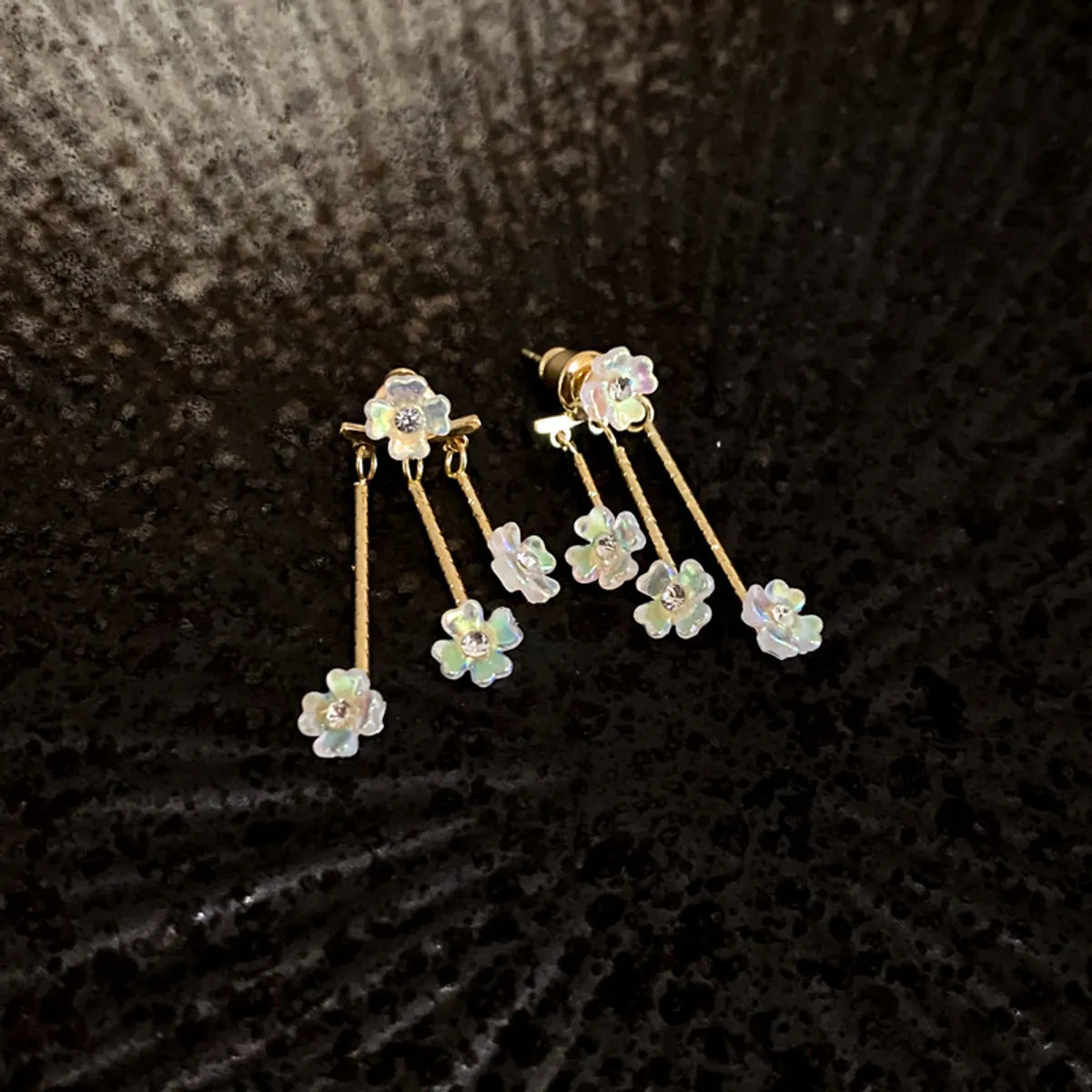 1 Pair Fashion Bow Knot Metal Inlay Zircon Women'S Ear Studs