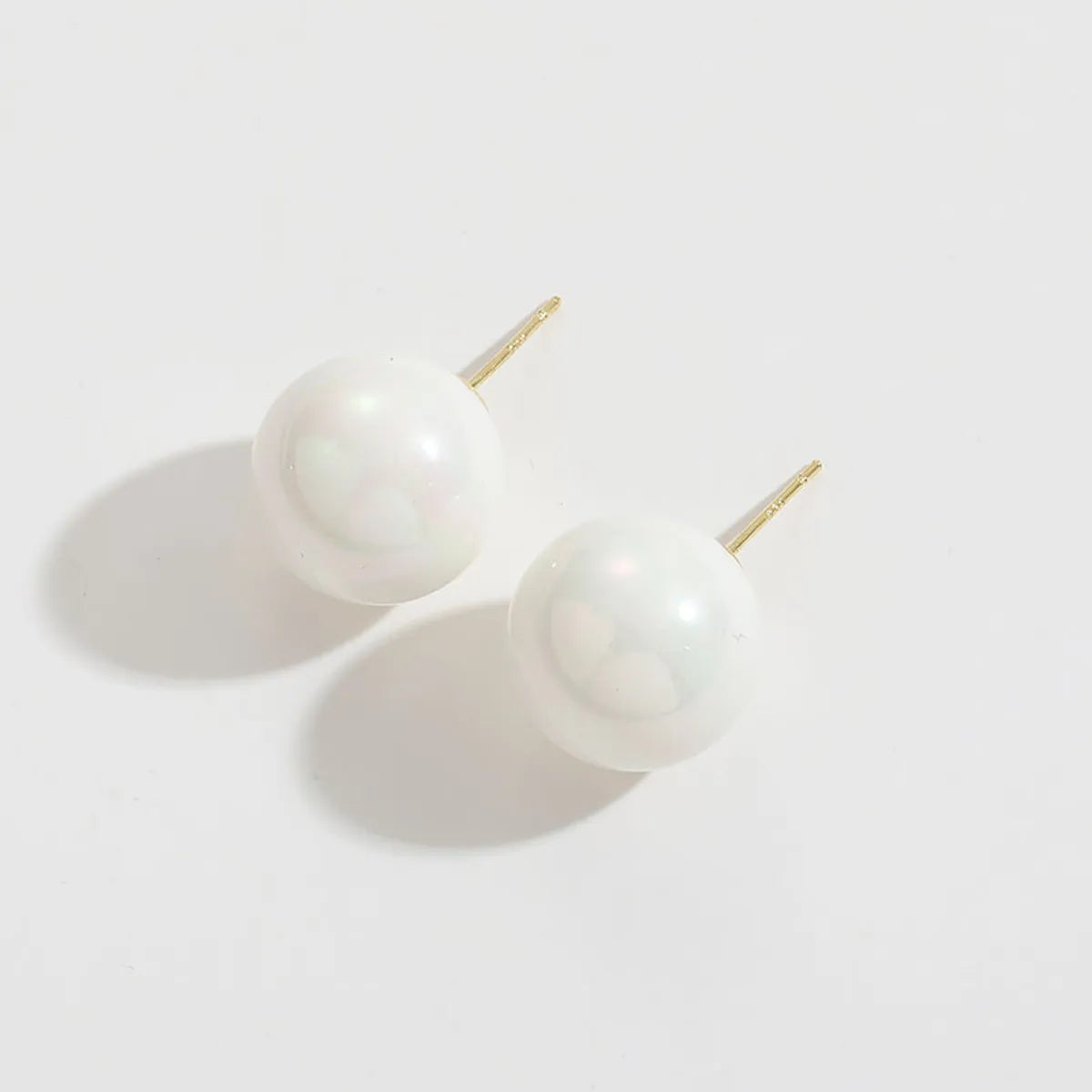 1 Pair Fashion Classic Style Commute Pearl Sterling Silver Shell Asymmetrical Ear Studs