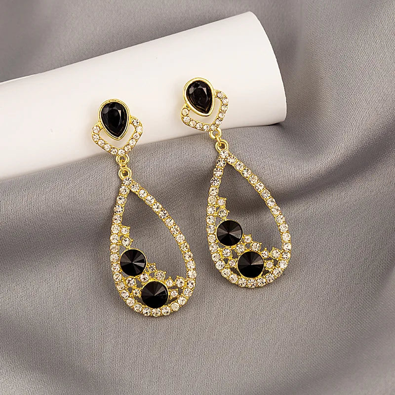 1 Pair Fashion Devil'S Eye Owl Alloy Inlay Artificial Rhinestones Women'S Earrings