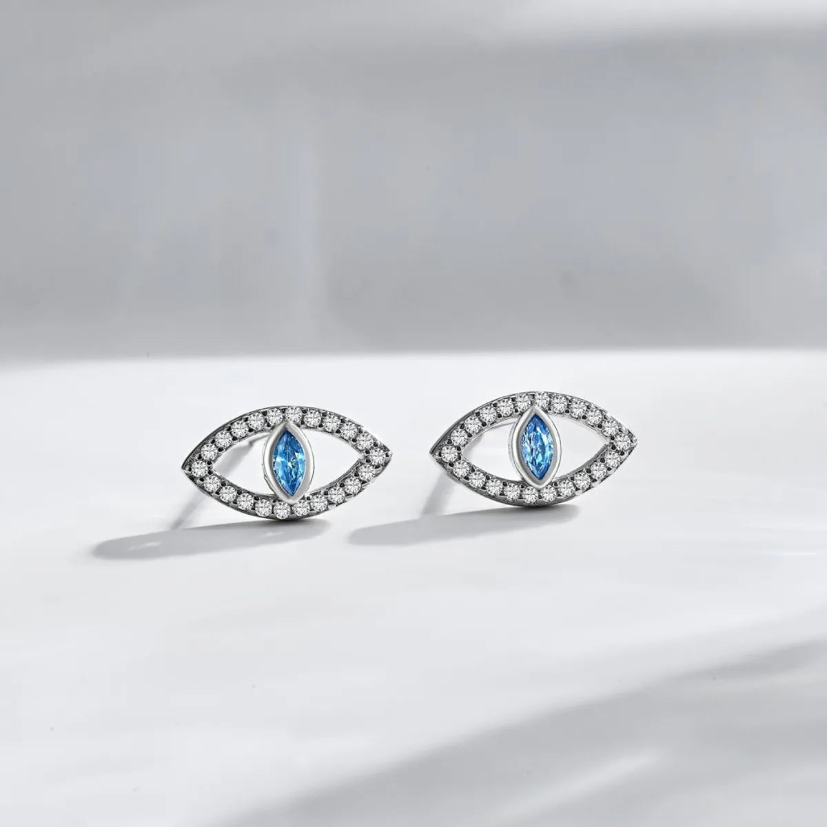 1 Pair Fashion Eye Sterling Silver Plating Zircon Earrings