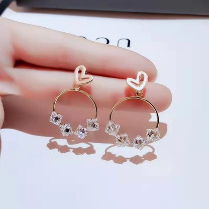 1 Pair Fashion Flower Butterfly Bow Knot Alloy Inlay Artificial Pearls Rhinestones Shell Women'S Earrings