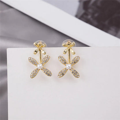 1 Pair Fashion Flower Butterfly Bow Knot Alloy Inlay Artificial Pearls Rhinestones Shell Women'S Earrings