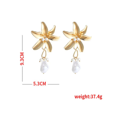 1 Pair Fashion Flower Imitation Pearl Alloy Patchwork Women'S Drop Earrings