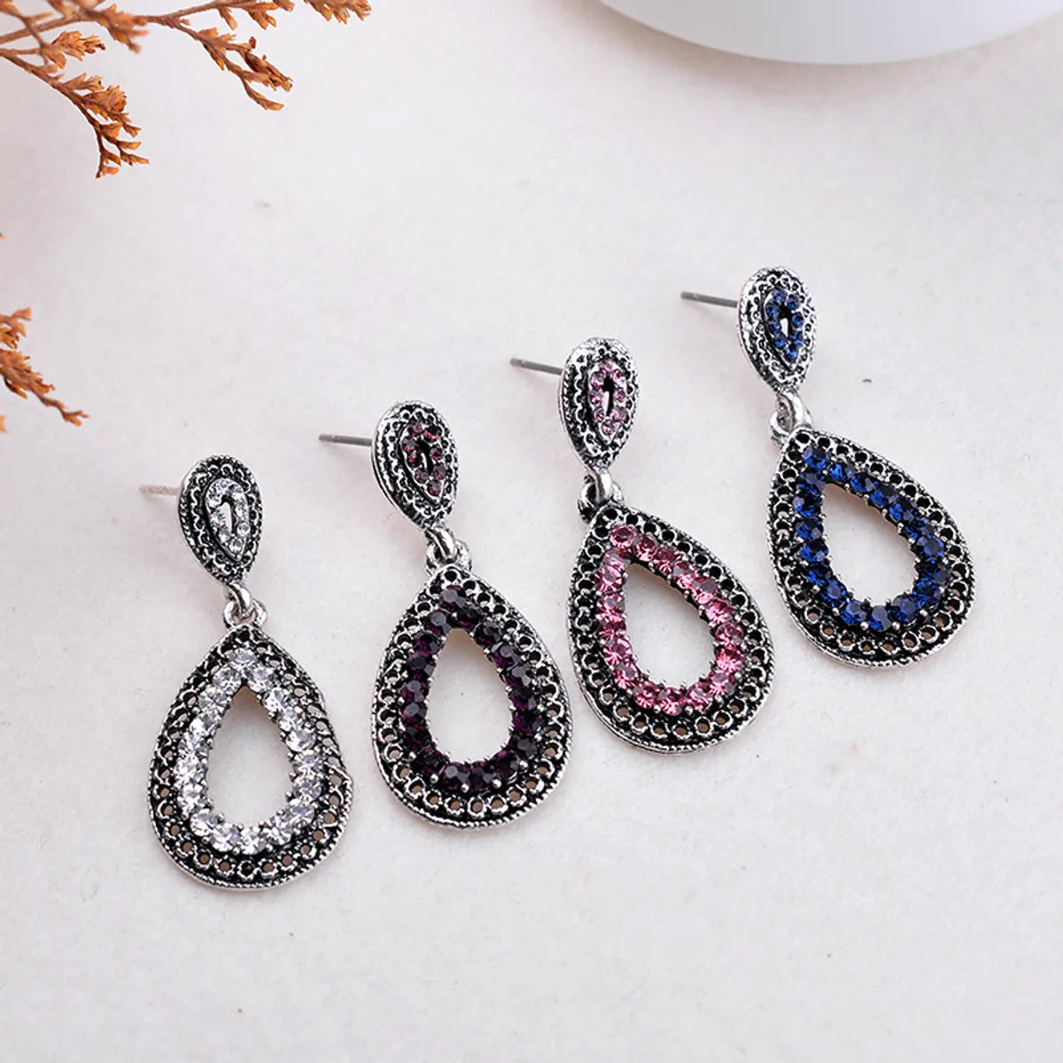 1 Pair Fashion Geometric Alloy Plating Rhinestones Women's Ear Studs