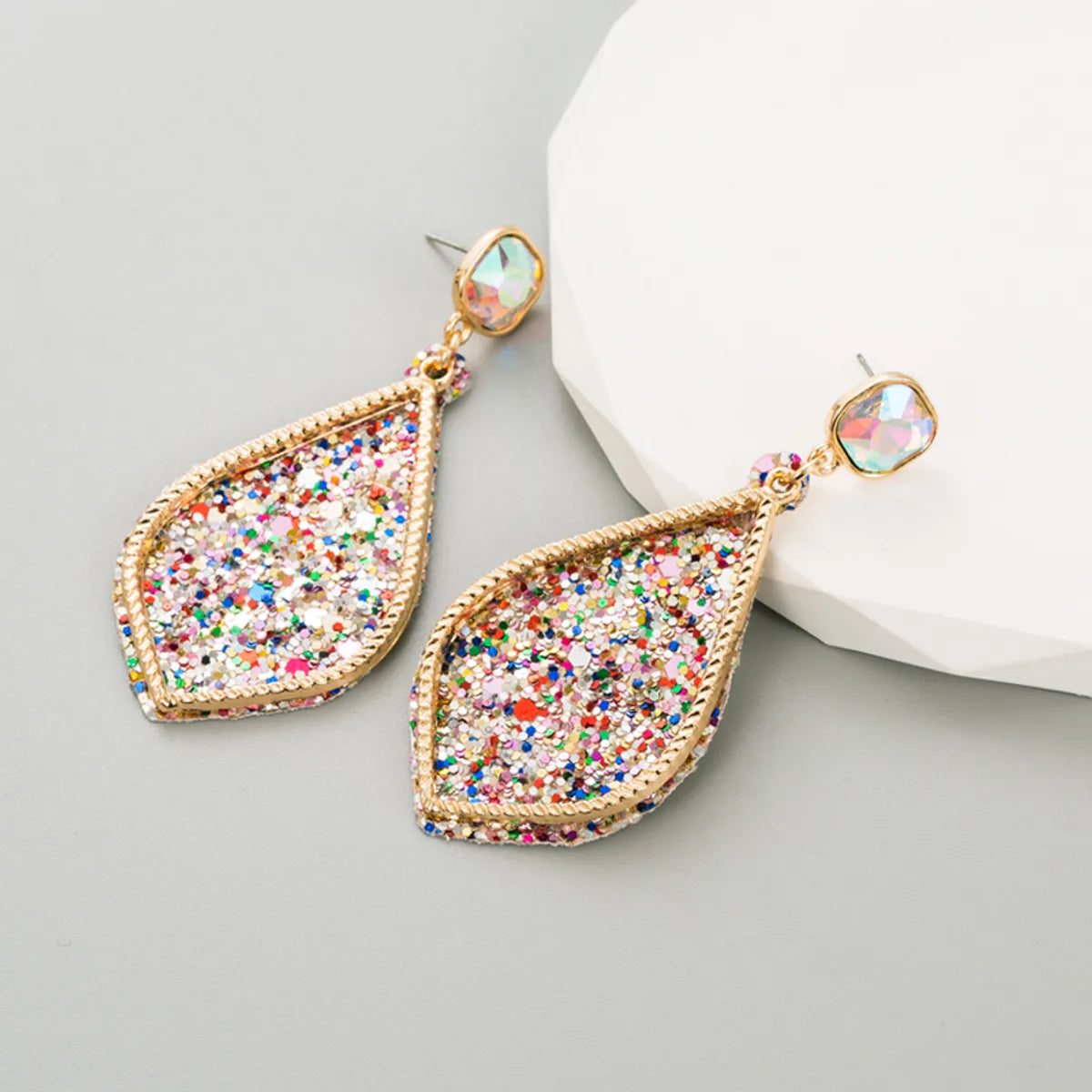 1 Pair Fashion Geometric Sequin Pu Leather Alloy Plating Glass Gold Plated Women's Earrings