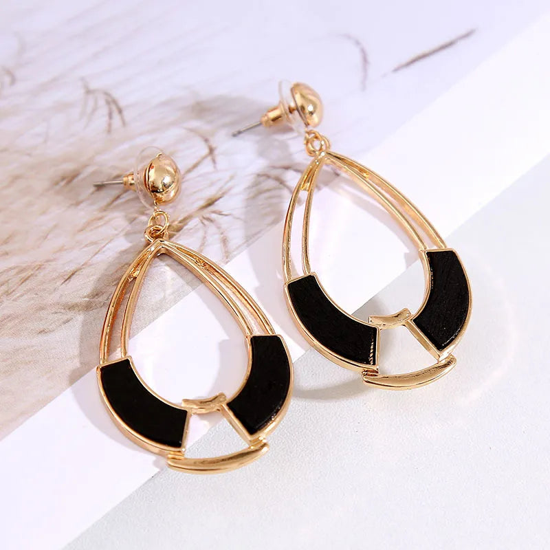 1 Pair Fashion Geometric Wood Handmade Women'S Drop Earrings